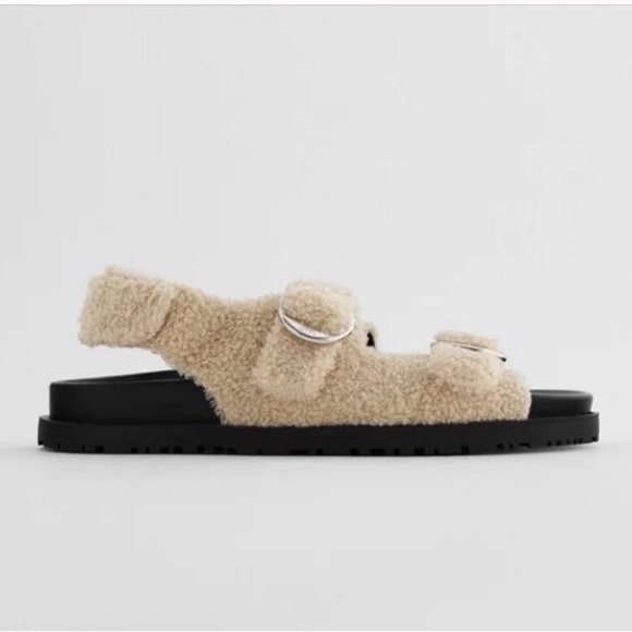 ZARA BUCKLED FLAT SANDALS WITH FUR-LINED STRAPS BEIGE - Picture 2 of 7